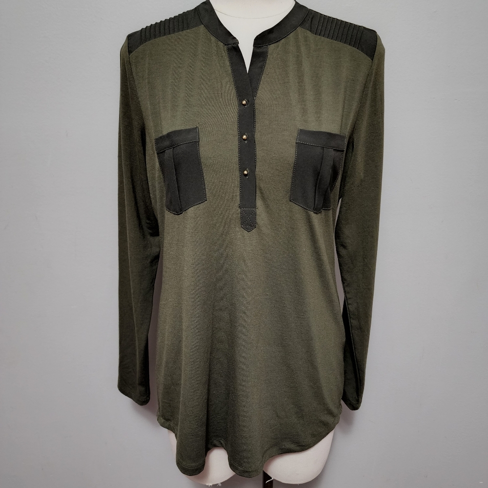 Conrad C Collection olive knit satin combo henley size medium